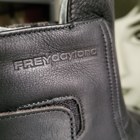 NWOT MENS DAYTONA RAINBOW GTX MOTORCYCLE BOOTS SZ 46 - Picture 4 of 9